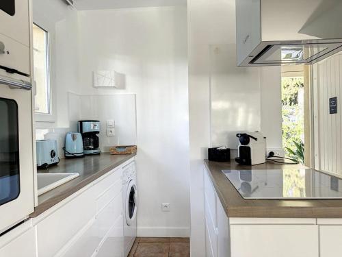 Kitchen, Le Clos de Saint Aygulf in Frejus