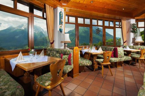 Hotel-Gasthof Nutzkaser - image 4