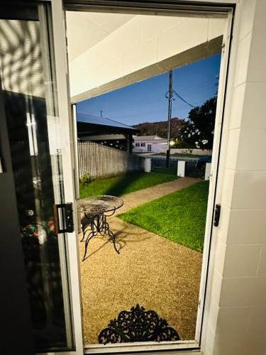 Holiday at Henry St West End, Townsville QLD 3 night min