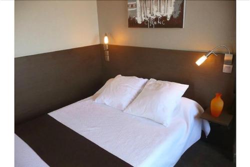Hotel Victor Hugo - image 2