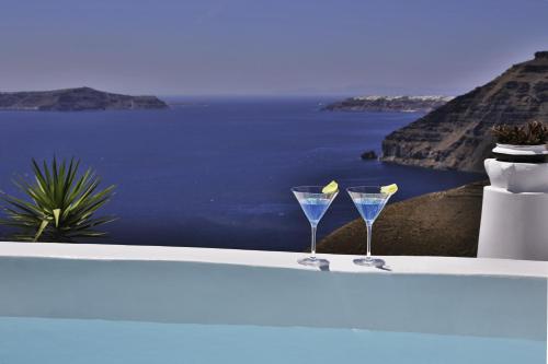 Trieris Villa & Suites - main image