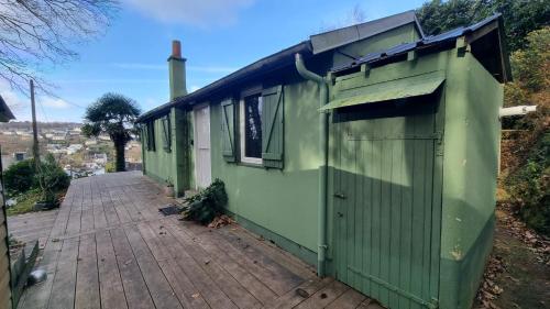 L'orée du bois (L'oree du bois) in เอนบง