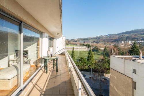 Balcony/terrace, Host Wise - Homely Large Flat - Balcony in Costa