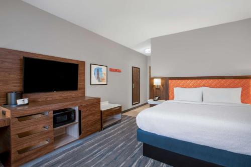 Hampton Inn By Hilton & Suites Muncie