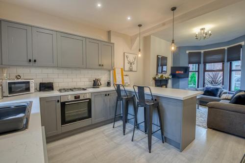 Charming Victorian City Home at Ormeau Park – khách sạn tại Ormeau