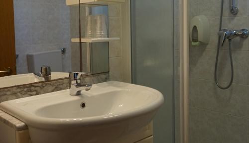 Hotel Flora - image 2