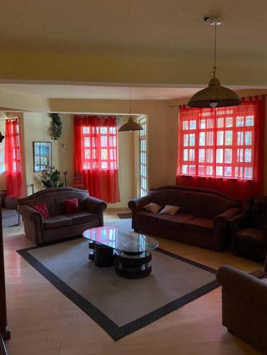 Guesthousejane Villa & Apartments in เนวาชา