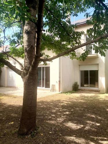 Maison Familiale proche de Paris - Location, gîte - Montesson