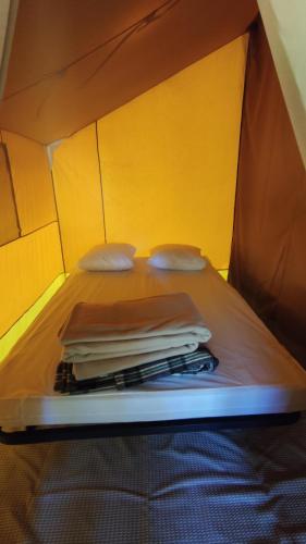 2 double beds, 1 bunk bed