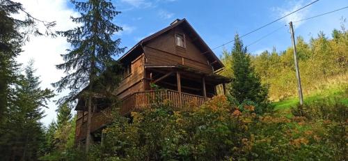 Dom na końcu świata (Dom na koncu swiata) in Lopuszna