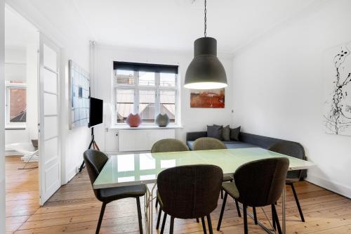 Facilities, Come Stay - With Family or Friends in the heart of Aarhus near Ana Frugt & Grønt