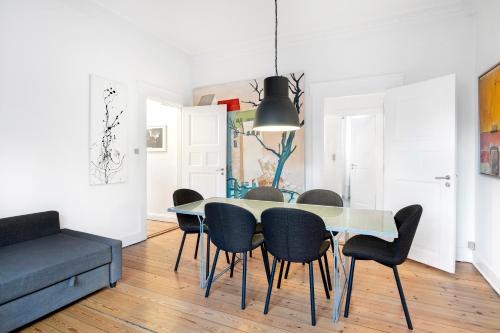 Come Stay - With Family or Friends in the heart of Aarhus