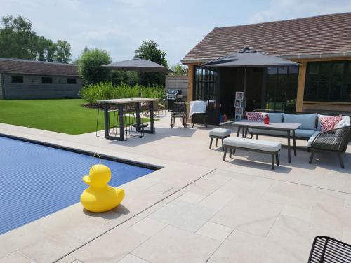 شرفة/ تراس, WanT Logies: Ruime loft in Damme