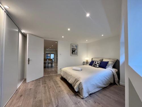 Suite Maël - Appartement 4 personnes - Check in h24 & Wifi, Lyon