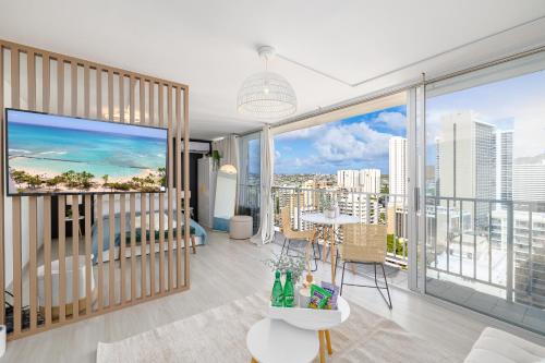 Stylish, Newly Renovated Studio Near Waikiki Beach!, Honolulu