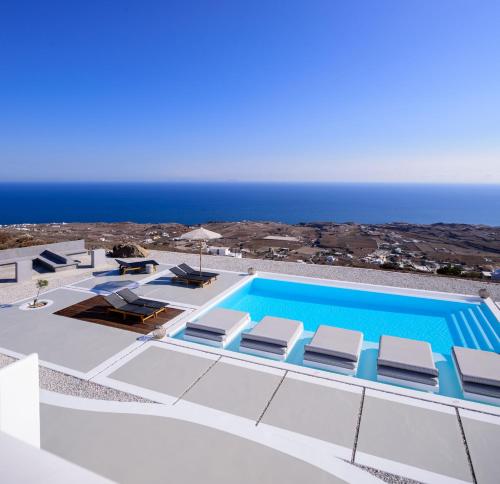 Terra Blanca Suites in Santorini