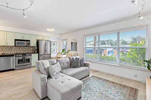 Las Olas Blvd Waterfront Apt in Fort Lauderdale, USA