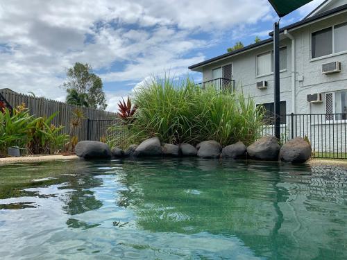 Holiday at Henry St West End, Townsville QLD 3 night min