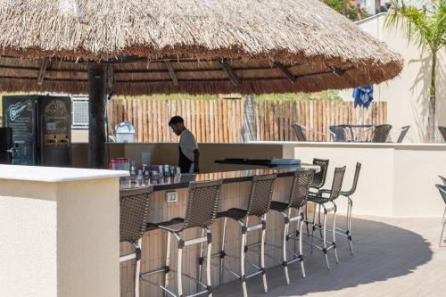 516568977 Vinhedo Plaza Hotel