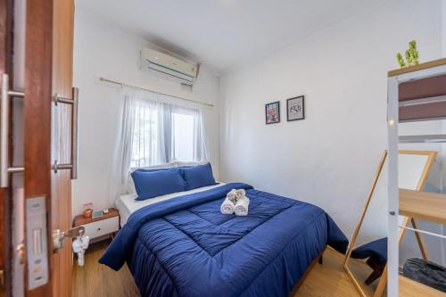 MONA NEST Canggu 2BR Tiny House with Rooftop and Cozy Workspace, Bali