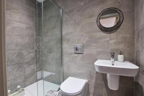 Beautiful 1 Bedroom Flat in Leeds - Sleeps 4, Leeds (Foto 6)