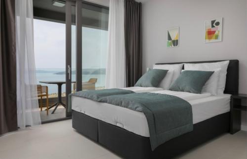 Two-Bedroom Apartment image 5