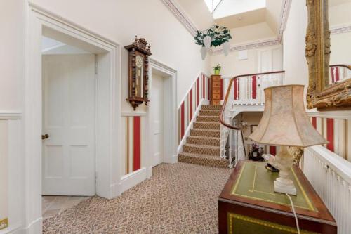Exterior view, Mossley Hill Retreat near Eton Place