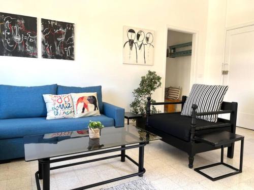 Sunlit 2BR apt on MarMikhael Stairs - image 5