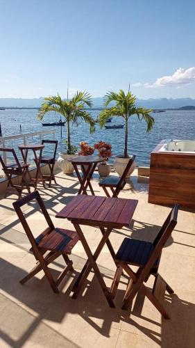 酒吧/高級酒吧, Escondidinho Bar, hostel e casa de festas in 戈韋納多島