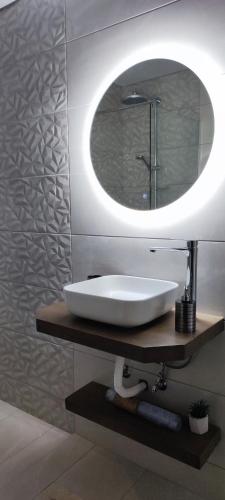 Vannas istaba, Antirrio apartments - Superior Seaview Apartment in Antirio