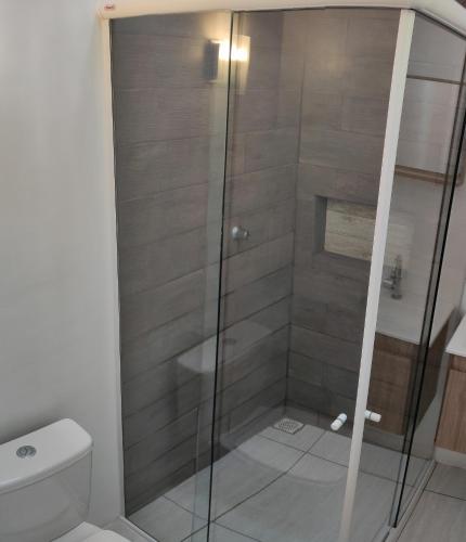 One-Bedroom Apartment image 1