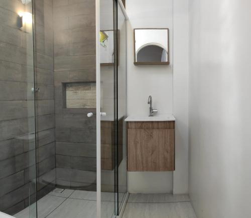 One-Bedroom Apartment image 2
