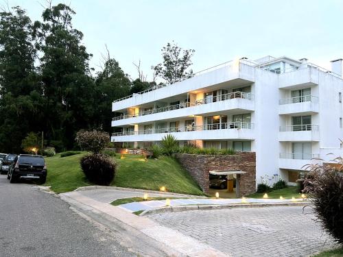 Altos del Golf-Dorada