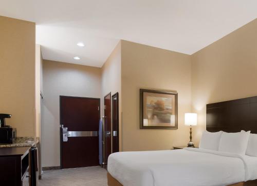 Best Western University Inn and Suites