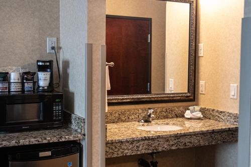 Best Western University Inn and Suites