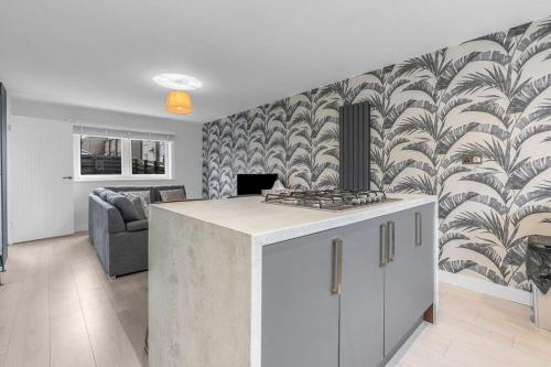 кухня, West Lothian 5 Beds + car space in Whitburn