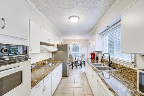 Family-Friendly Bloomfield Hills Home with Patio! in Bloomfield Hills, USA