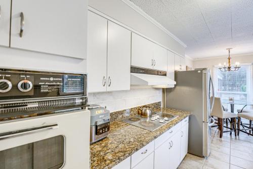 Family-Friendly Bloomfield Hills Home with Patio! in Bloomfield Hills, USA