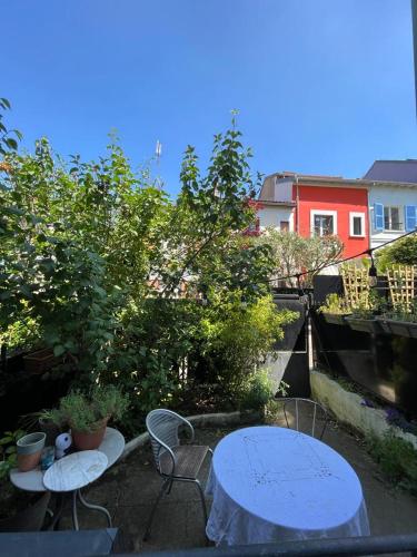Full equiped house with garden, Parigi (foto 2)