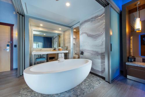 Shade Hotel Manhattan Beach - image 14