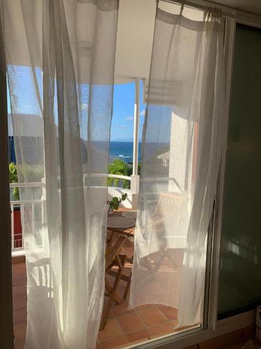 Studio Entre Terre et Mer, Tartane, Martinique in La Trinite