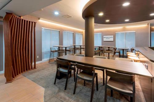 SpringHill Suites Rochester Mayo Clinic Area / Saint Marys - image 6