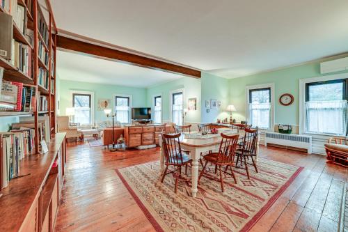 Fly Creek Historic Home By Cooperstown! in Hartwick Seminary (NY)