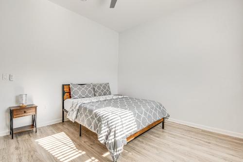 Spacious Atlanta Home with Deck Less Than 5 Mi to Downtown! Spacious Atlanta Home with Deck Less Than 5 Mi to Downtown!