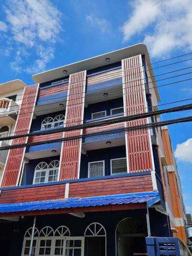 Exterior view, Hommie by De-A-Ga near The National Anti-Corruption Commission