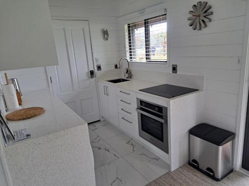 Waterfront island-style 1-bdrm superior Villa in Tairua