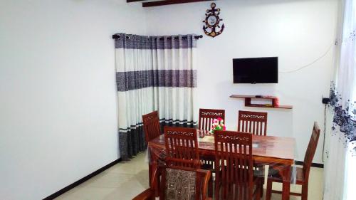 Yuvindi villa Entire home with pvt Garden