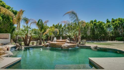 Faciliteter, Amazing Litchfield Estate With Backyard Oasis in Litchfield Park