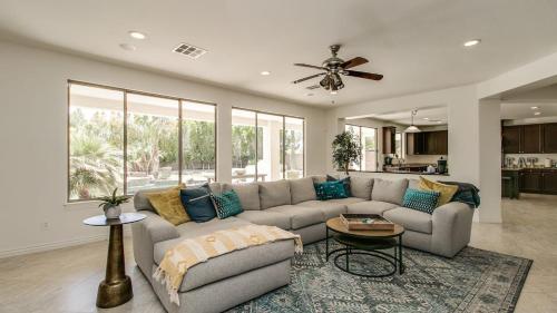 Faciliteter, Amazing Litchfield Estate With Backyard Oasis in Litchfield Park