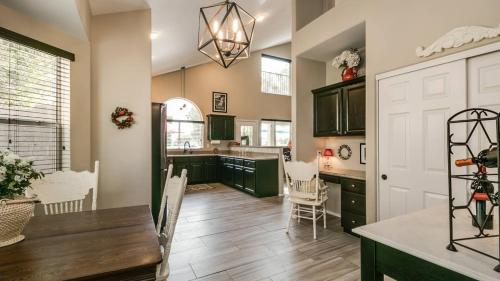 Spectacular Golf Course Home with Pool and Views - image 2